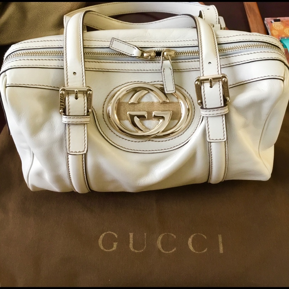 Gucci mini cream purse